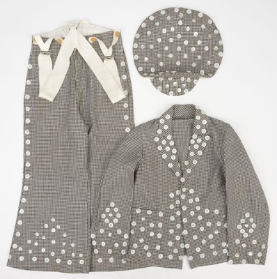 Lot 532 - Clothing. A Pearly Prince outfit, 1st quarter 20th century